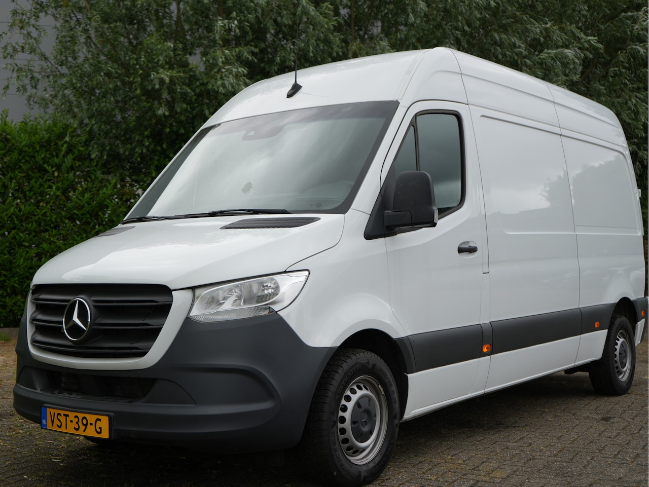 Mercedes-Benz Sprinter - 215 1.9 CDI L2H2 FWD L2/H2 E6 trekhaak camera Navi - AutoWereld.nl