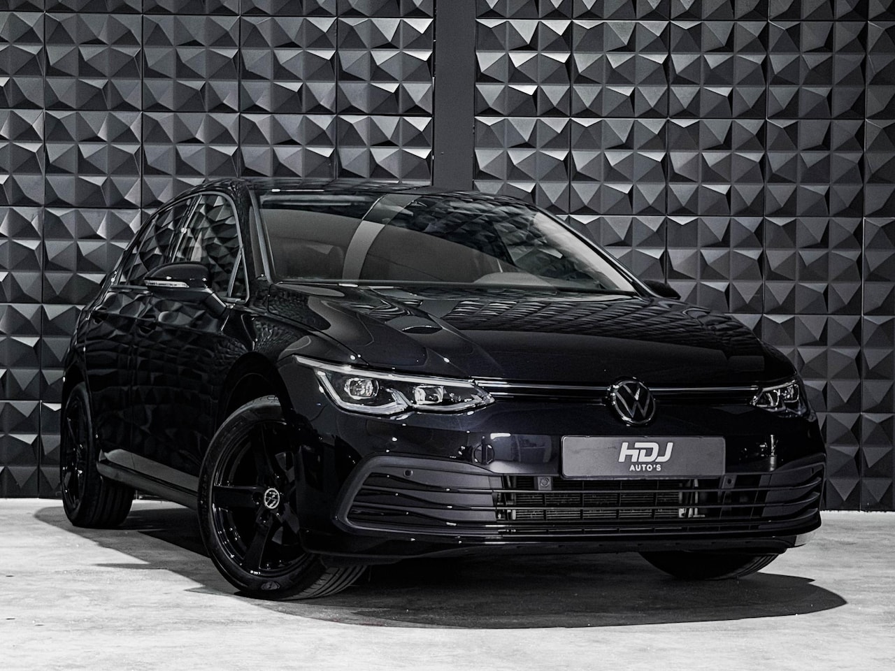 Volkswagen Golf Plus - 1.0 eTSI Life | 17"| Sportstoelen | Led Plus | Privacy | Inteface Comf | Licht & Zicht - AutoWereld.nl