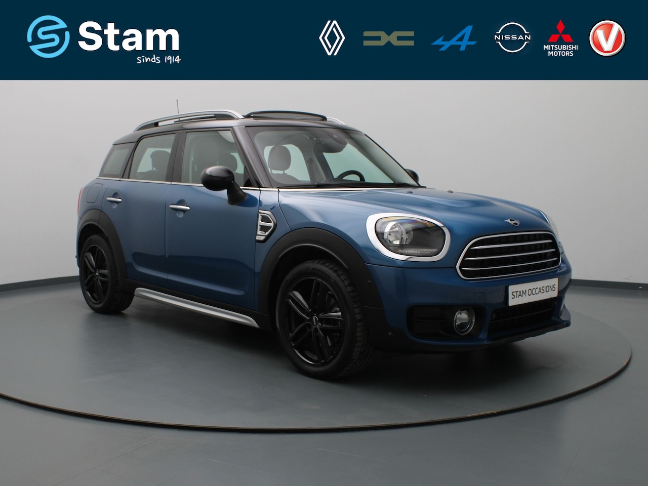 MINI Countryman - Mini Cooper Chili 135pk Airco | Parkeersens. v+a | Voorruitverw. | Trekhaak afneembaar. - AutoWereld.nl