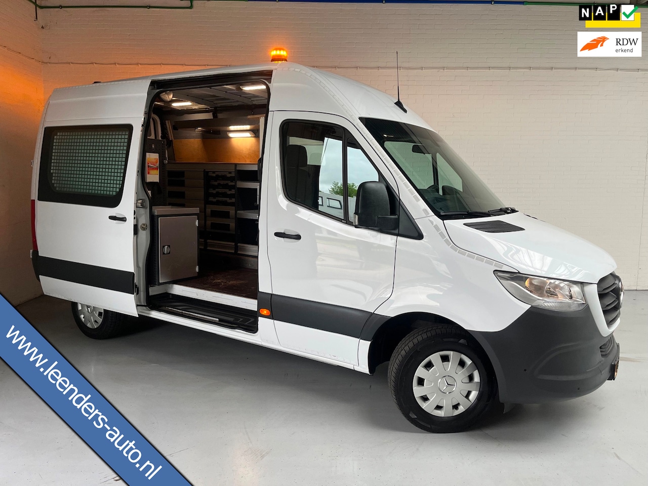 Mercedes-Benz Sprinter - Automaat Servicewagen 314 2.2 CDI 140PK L2H2 euro6 BOTT, Victron V230, Standkachel Trekhaa - AutoWereld.nl