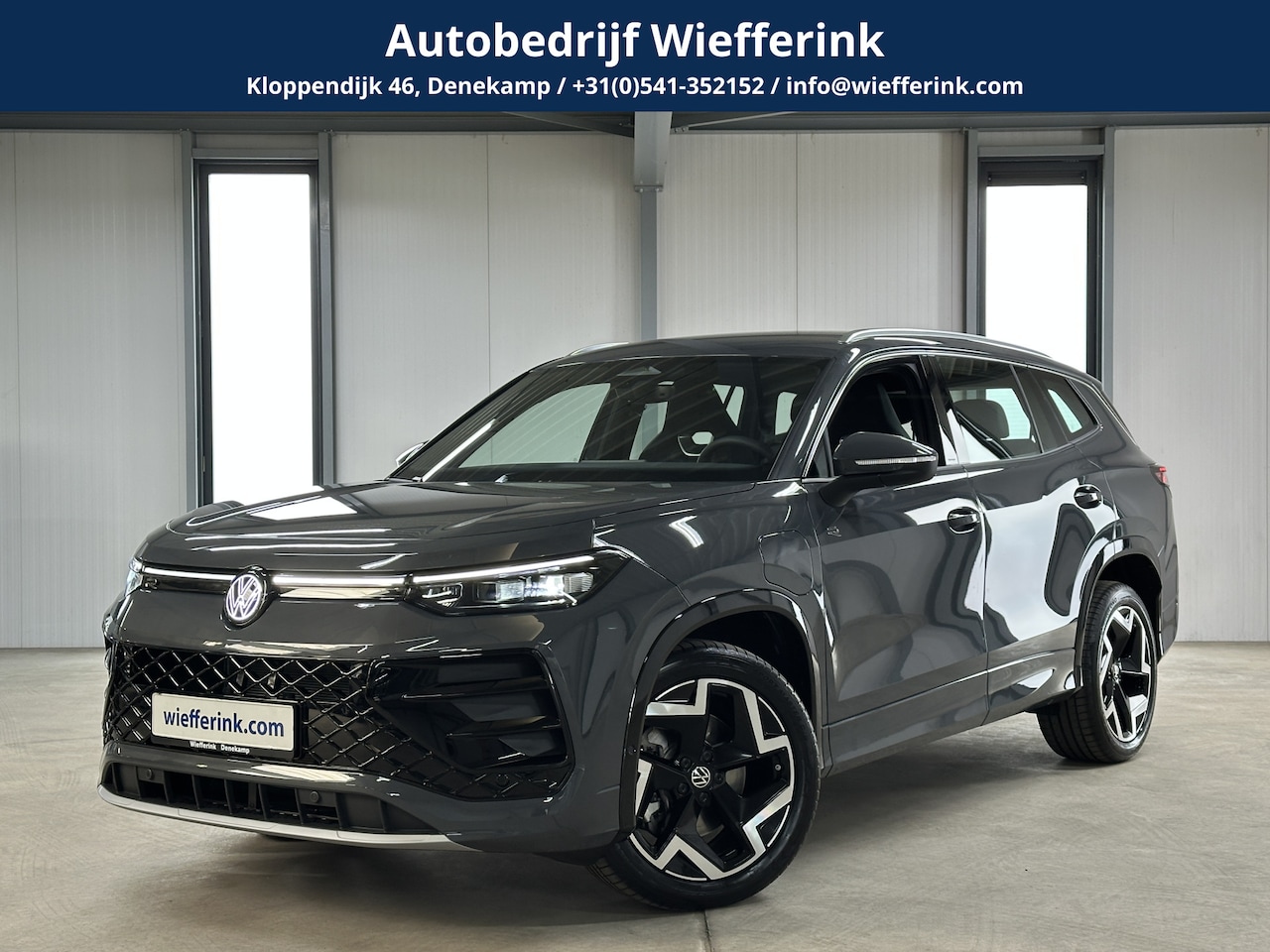Volkswagen Tayron - 1.5 eHybrid R-Line | Trekhaak-pakket | Navigatie-pakket | Stoel- & stuurverwarming - AutoWereld.nl
