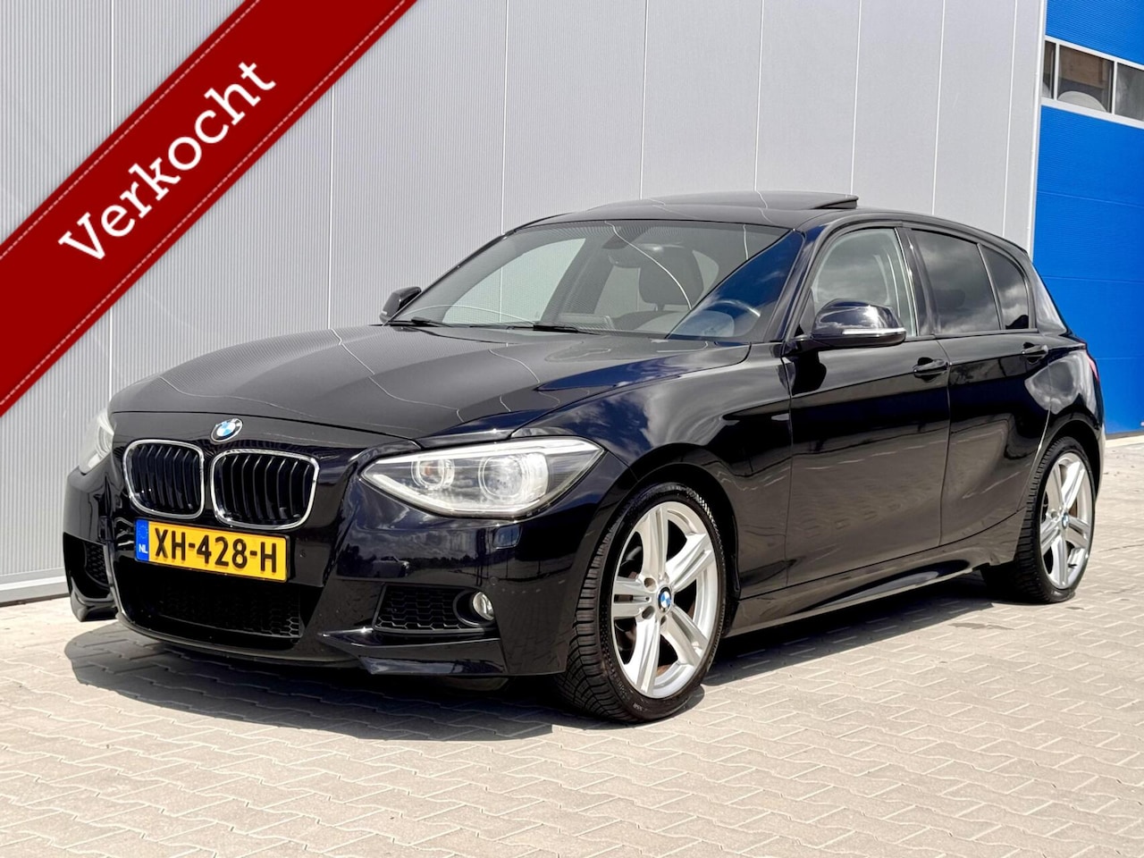 BMW 1-serie - 116i - M pakket - Xenon - Dakje - Automaat -Navi - AutoWereld.nl