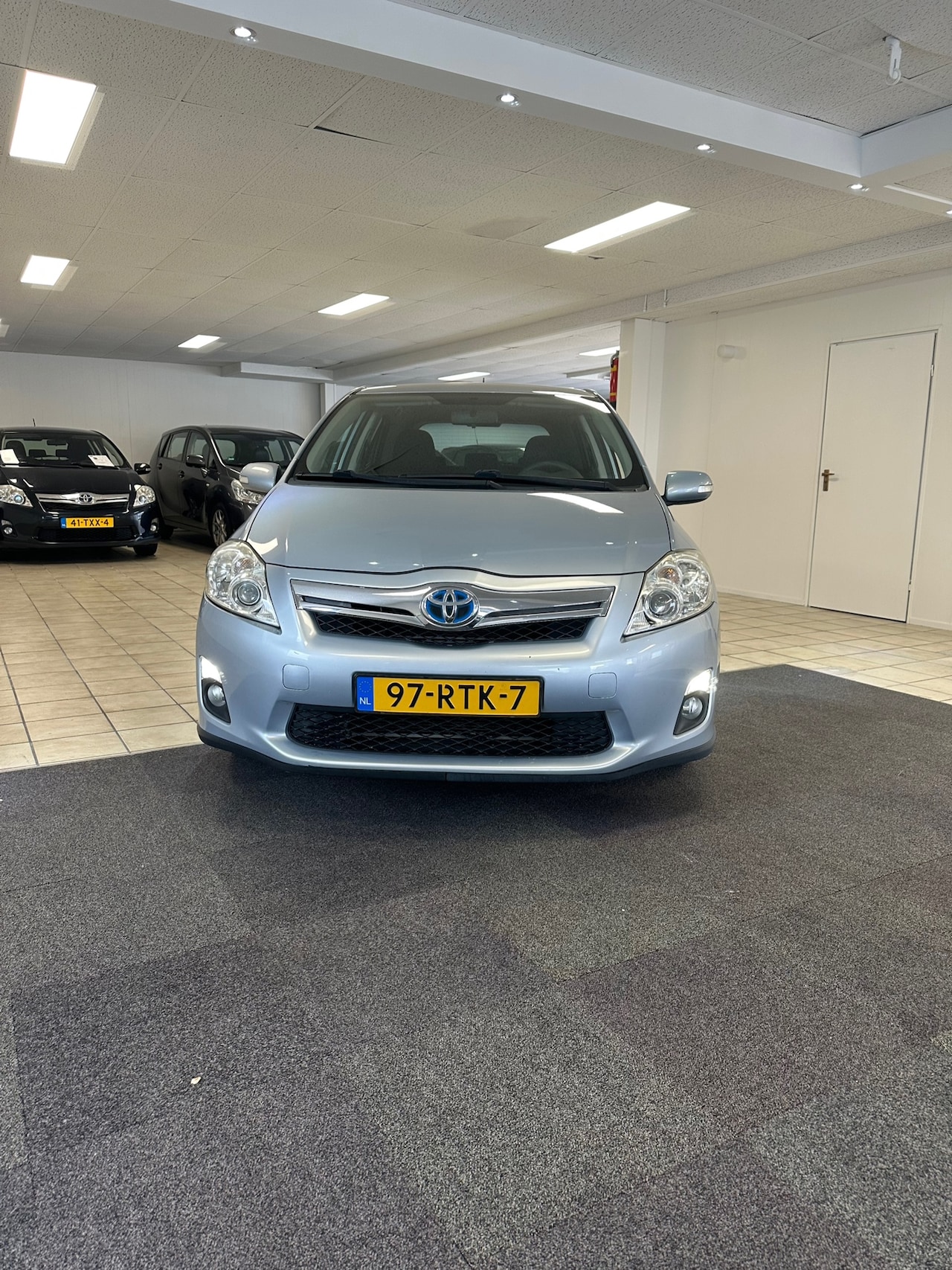 Toyota Auris - 1.8 Full Hybrid Aspiration 1.8 Full Hybrid Aspiration - AutoWereld.nl