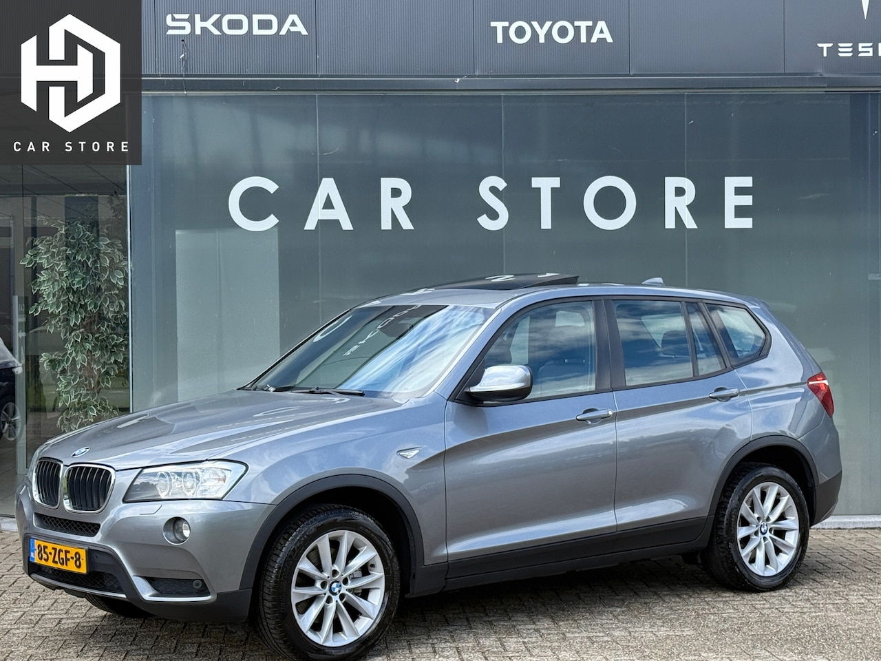 BMW X3 - XDrive20i Upgrade Edition Pano Navi Stoelverwarming - AutoWereld.nl