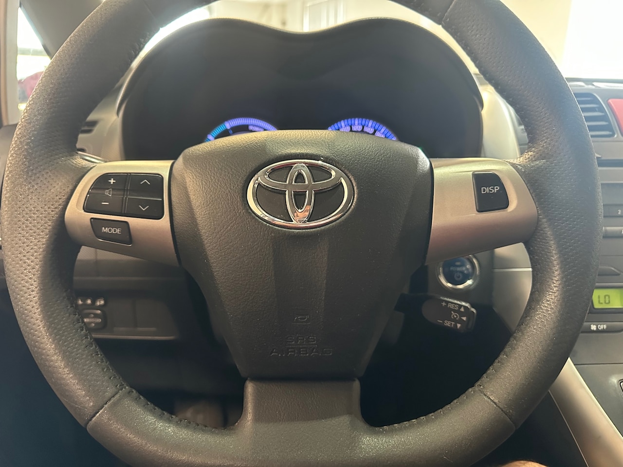 Toyota Auris - 1.8 Full Hybrid Aspiration 1.8 Full Hybrid Aspiration - AutoWereld.nl