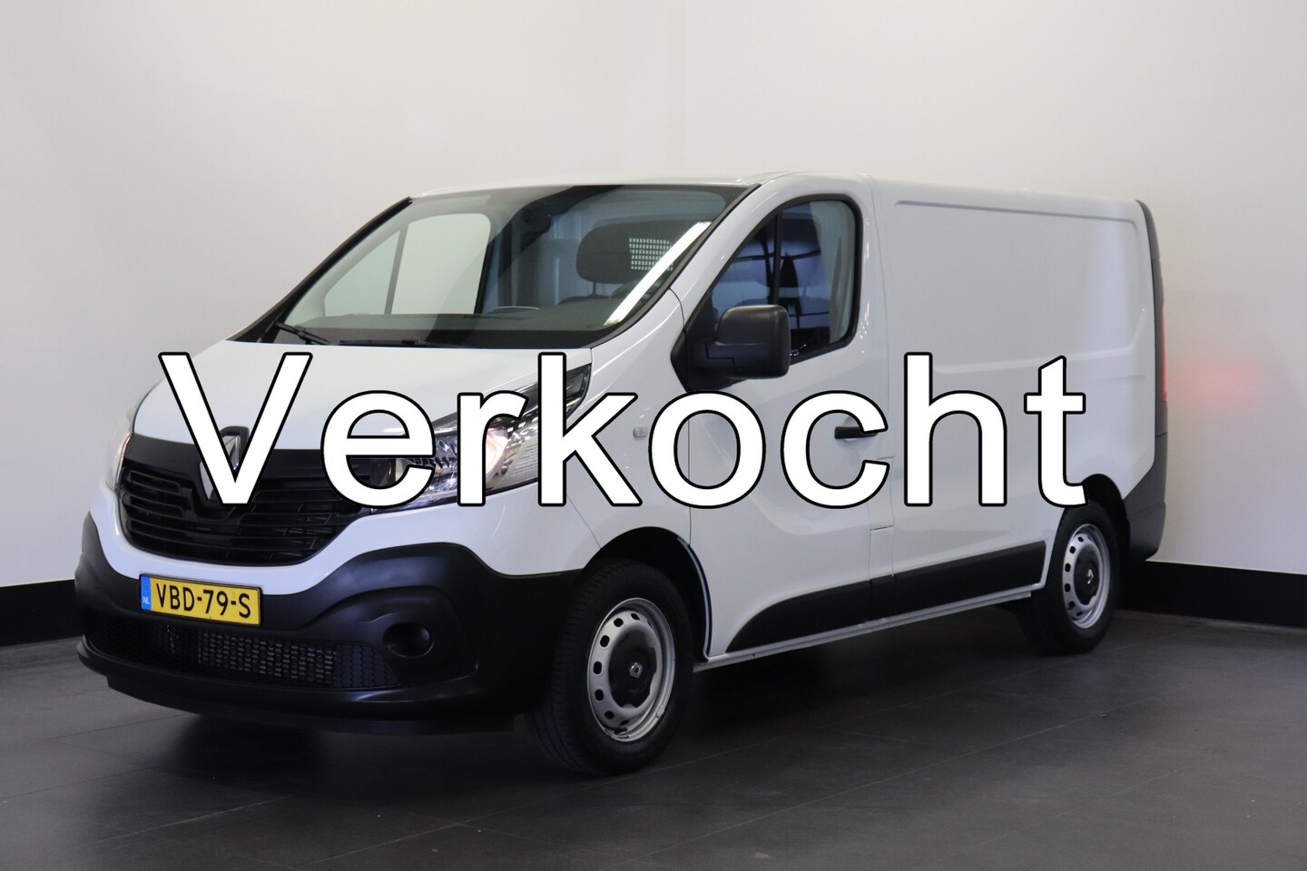 Renault Trafic - 1.6 dCi 125PK EURO 6 - Airco - Navi - Cruise - € 12.499,- Excl. - AutoWereld.nl