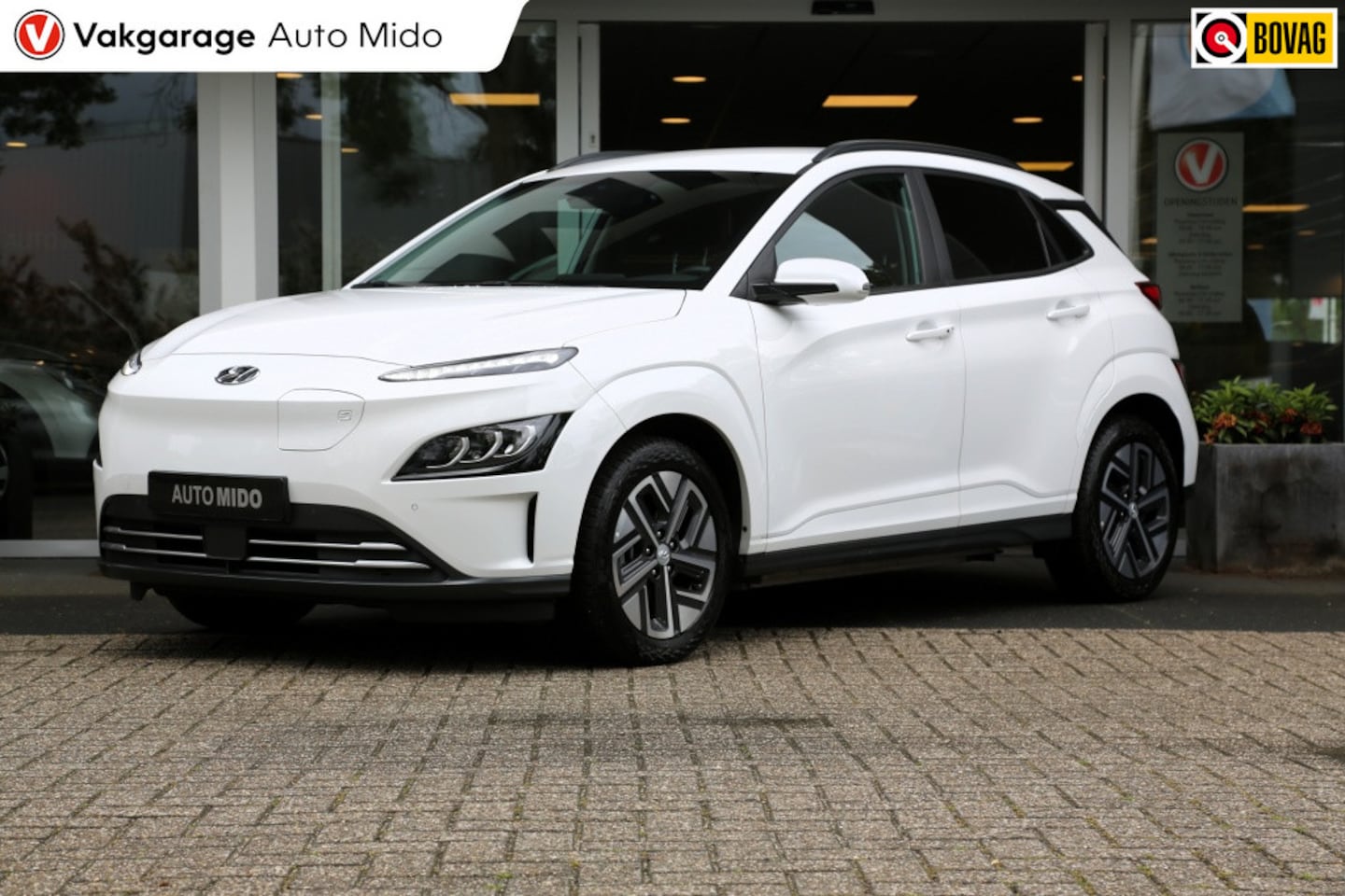 Hyundai Kona Electric - EV Comfort Smart 39kWh | Warmtepomp | BTW aftrekbaar - AutoWereld.nl