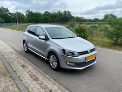 Volkswagen Polo - 1.2 TSI Highline [ Nieuwe Beurt ] [ Nette Polo ]