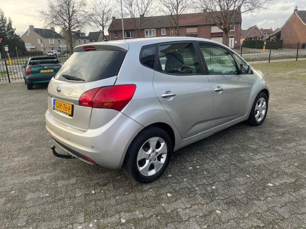 Kia Venga - 1.6 CVVT automaat 1 jaar Bovag garantie, rijklaar Kia Venga 1.6 CVVT Plus Pack