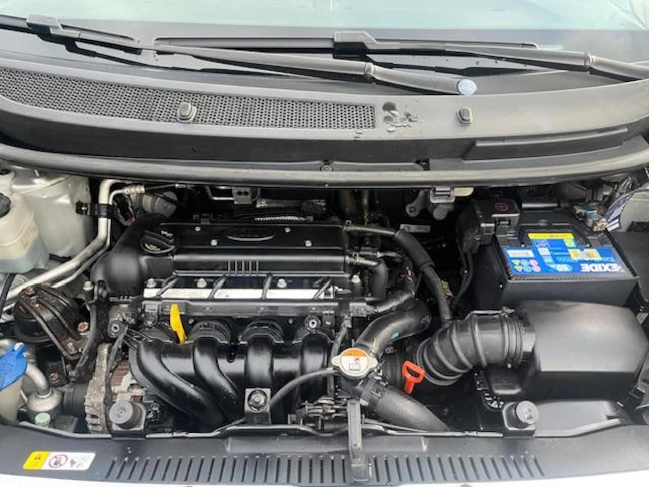 Kia Venga - 1.6 CVVT automaat 1 jaar Bovag garantie, rijklaar Kia Venga 1.6 CVVT Plus Pack