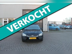 Ford Focus Wagon - 1.6-16V Champion
