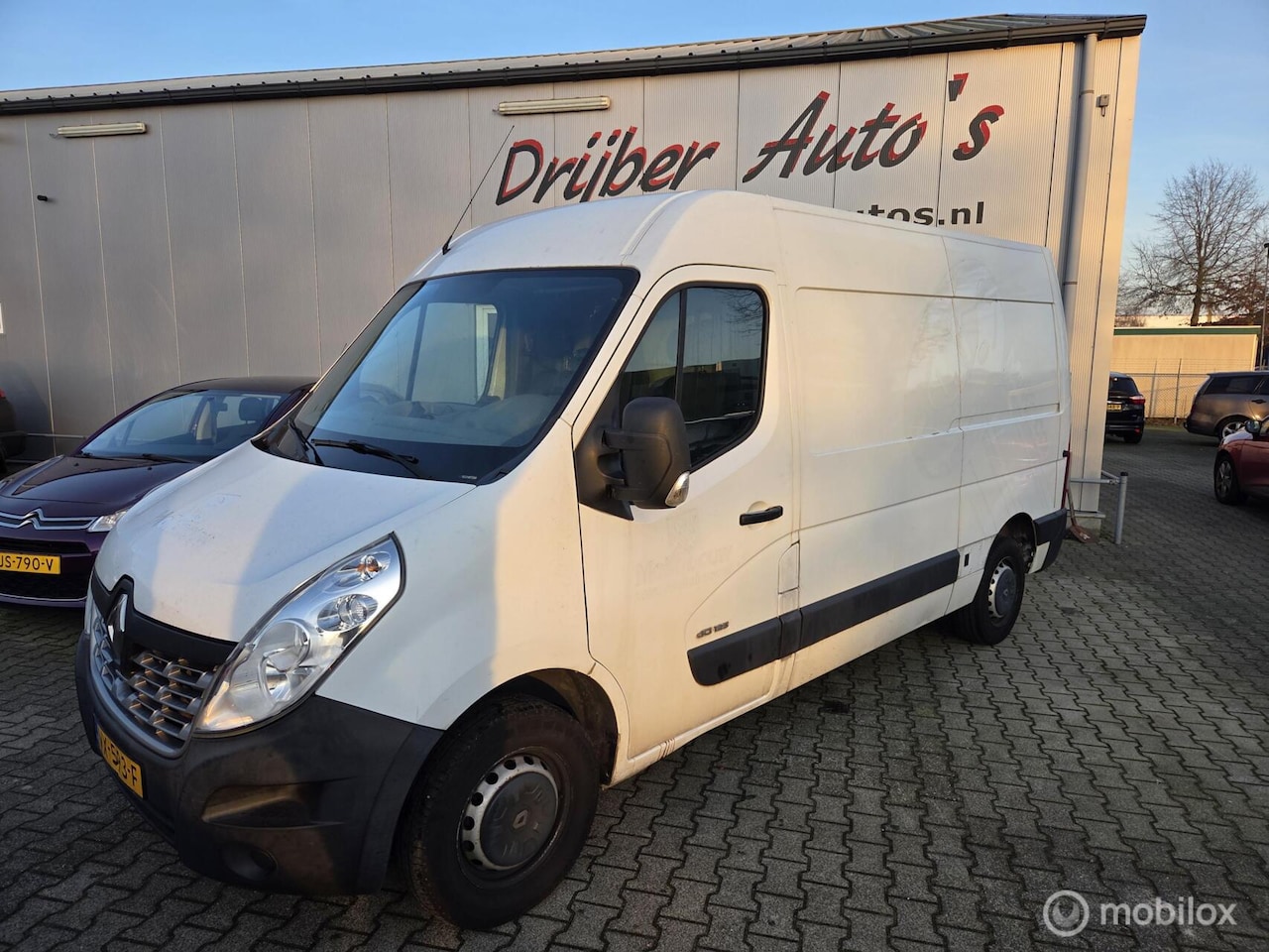 Renault Master - bestel T35 2.3 dCi L2H2 - AutoWereld.nl