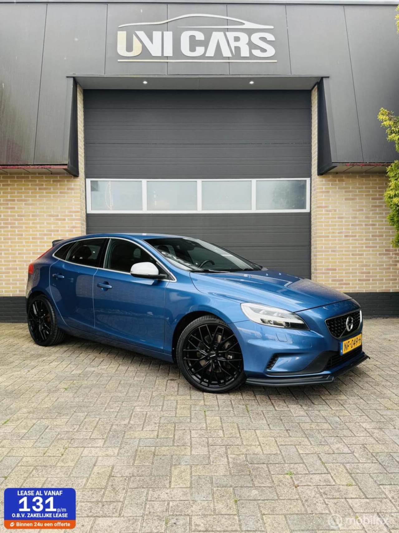 Volvo V40 - 2.0 D4 Momentum| Iarco|H Alcantara|Led|Sport 2017 - AutoWereld.nl