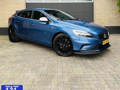Volvo V40 - 2.0 D4 Momentum| Iarco|H Alcantara|Led|Sport 2017