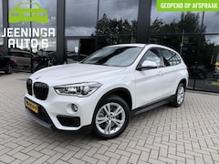BMW X1 - sDrive20i High Executive|Stoelverwarming|afnTrekhaak|Clima|Navi|NAP