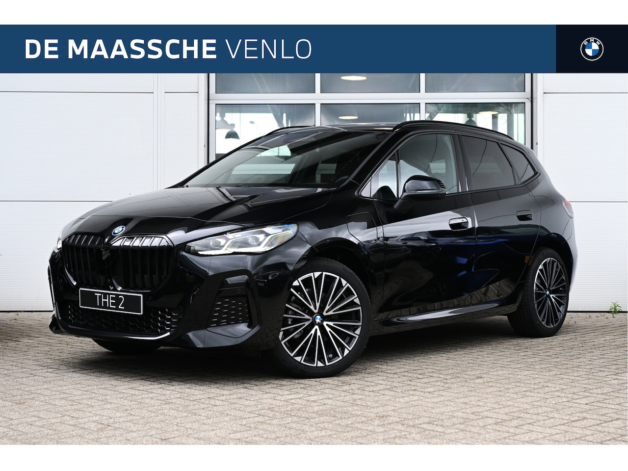 BMW 2-serie Active Tourer - 225e xDrive M Sport Automaat / Panoramadak / Trekhaak / Sportstoelen / Head-Up / Adaptieve - AutoWereld.nl