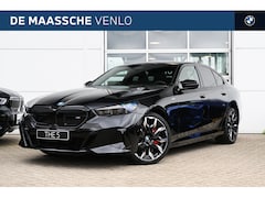 BMW i5 - M60 xDrive / Panoramadak / Trekhaak / M Multifunctionele Stoelen / Bowers & Wilkins / Adap
