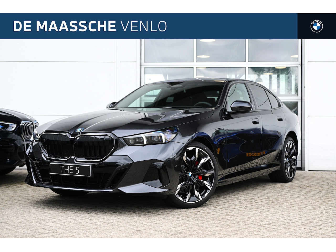 BMW 5-serie - 530e M Sport Automaat / Panoramadak / Stoelventilatie / Bowers & Wilkins / Comfort Access - AutoWereld.nl