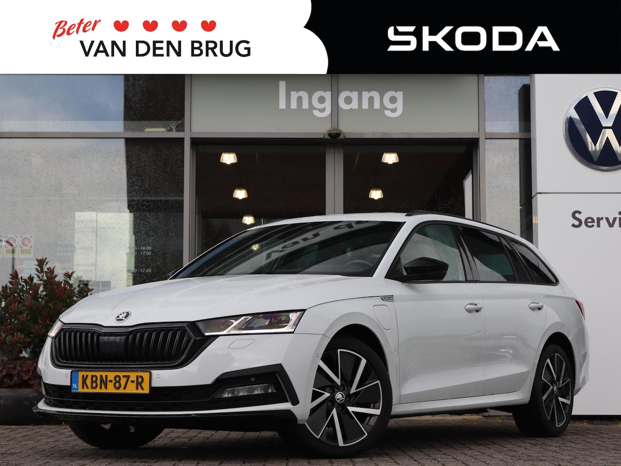 Skoda Octavia Combi - 1.4 TSI 204 pk DSG iV PHEV Sportline Business | Navigatie | LED | ACC | Smartlink | Camera - AutoWereld.nl