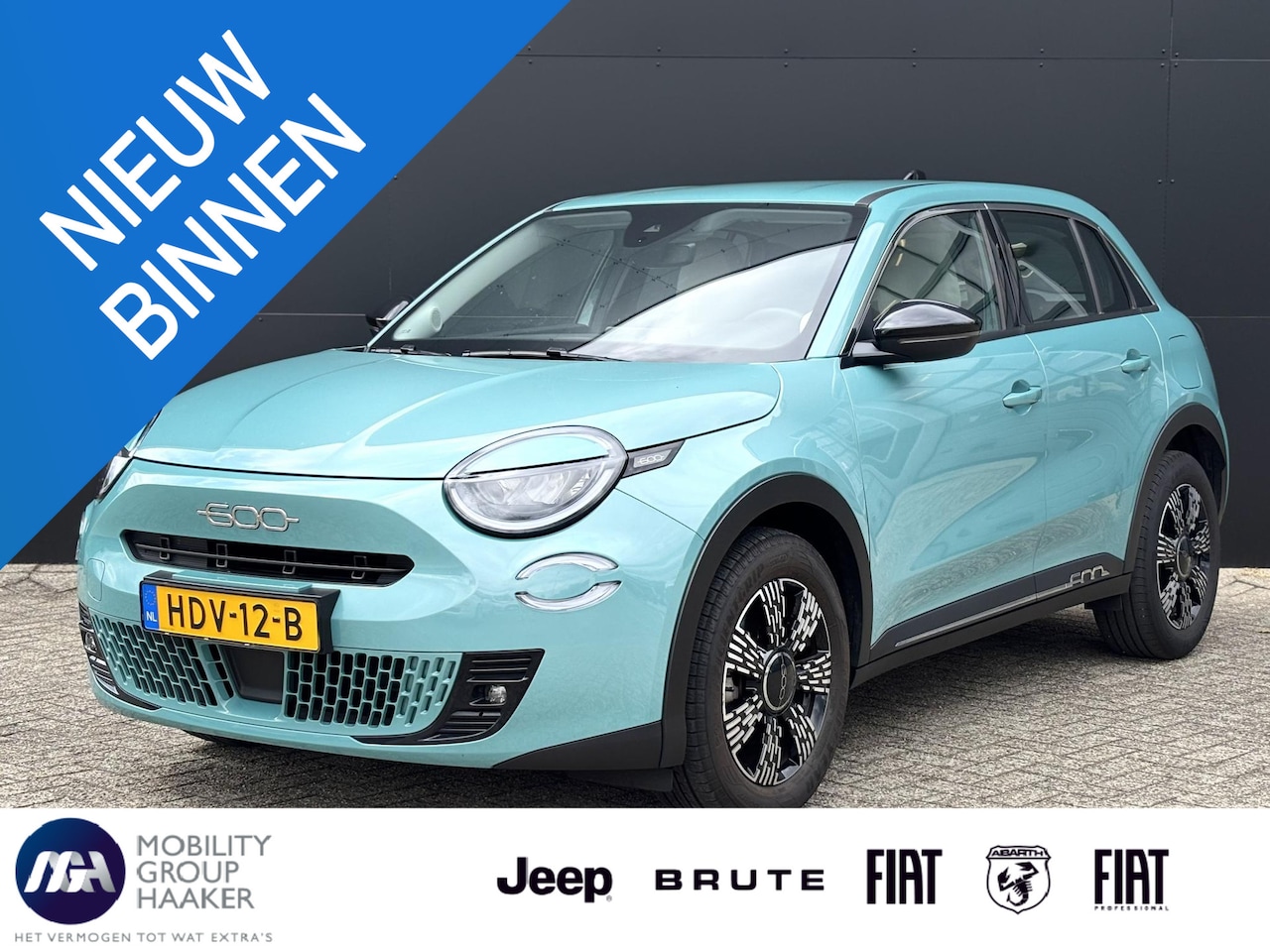 Fiat 600e - RED 54 kWh | Apple-Android | Climate control | Cruise control - AutoWereld.nl