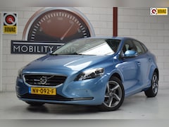Volvo V40 - 2.0 T2 CONNECT NAVI, XENON, APK, GARANTIE