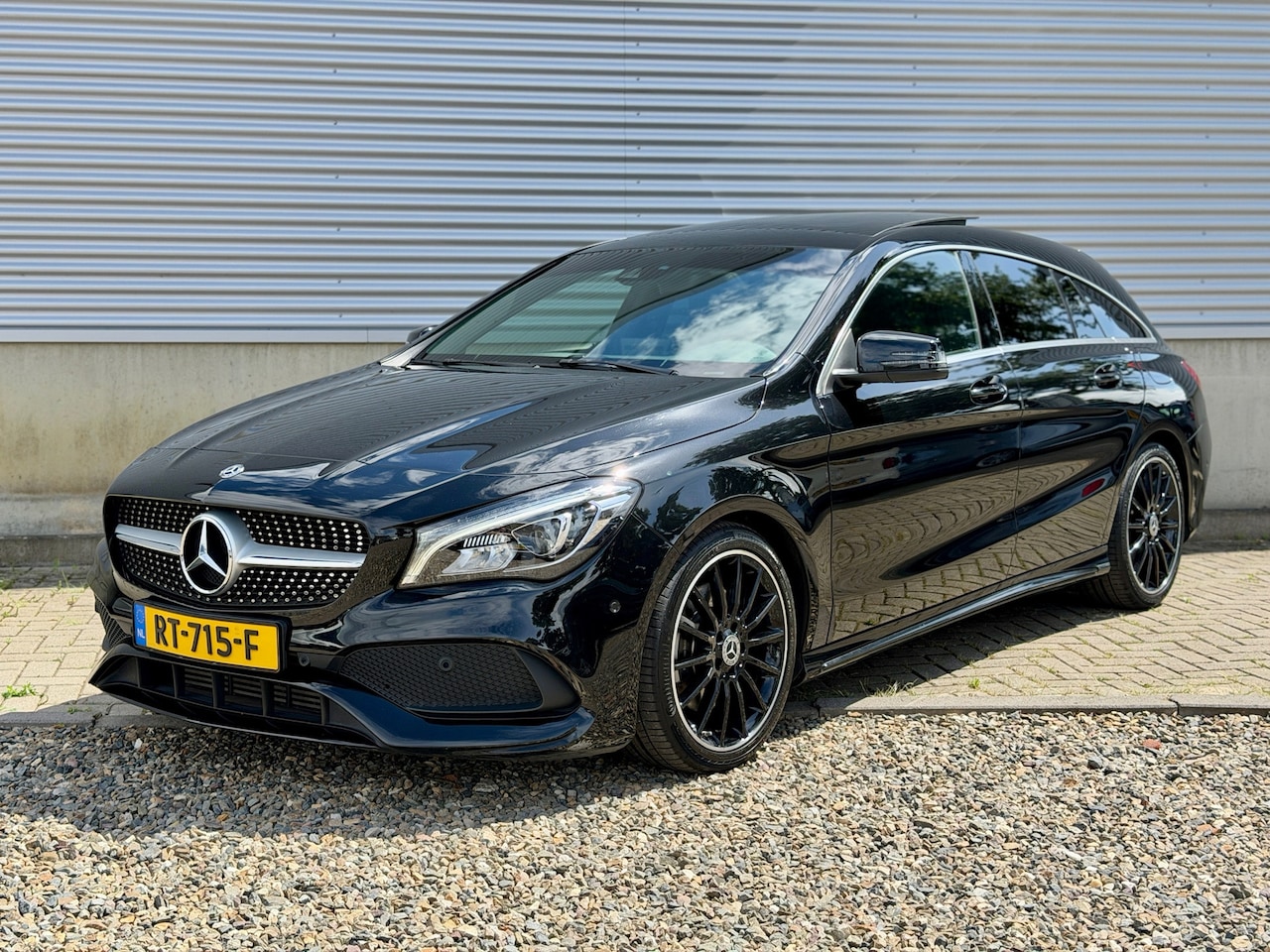 Mercedes-Benz CLA-klasse Shooting Brake - 250 Ambition 211pk | AMG, Pano, Apple carplay | - AutoWereld.nl