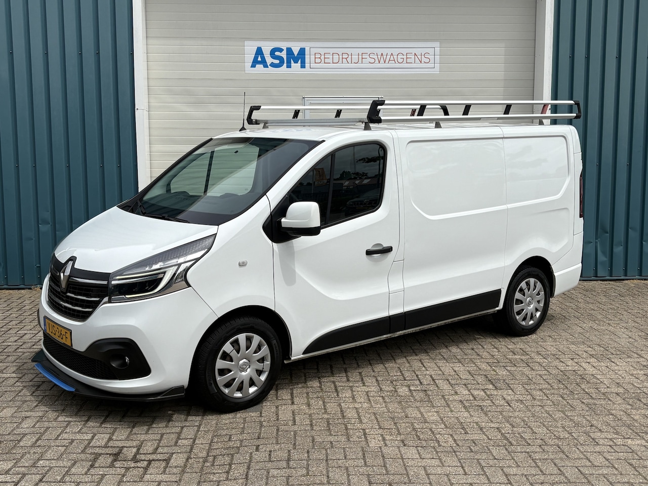 Renault Trafic - 2.0 120Pk dCi 120 T27 L1H1 Work Edition / Cruise / Airco / Navi / Trekhaak / Apk t/m 15-04 - AutoWereld.nl