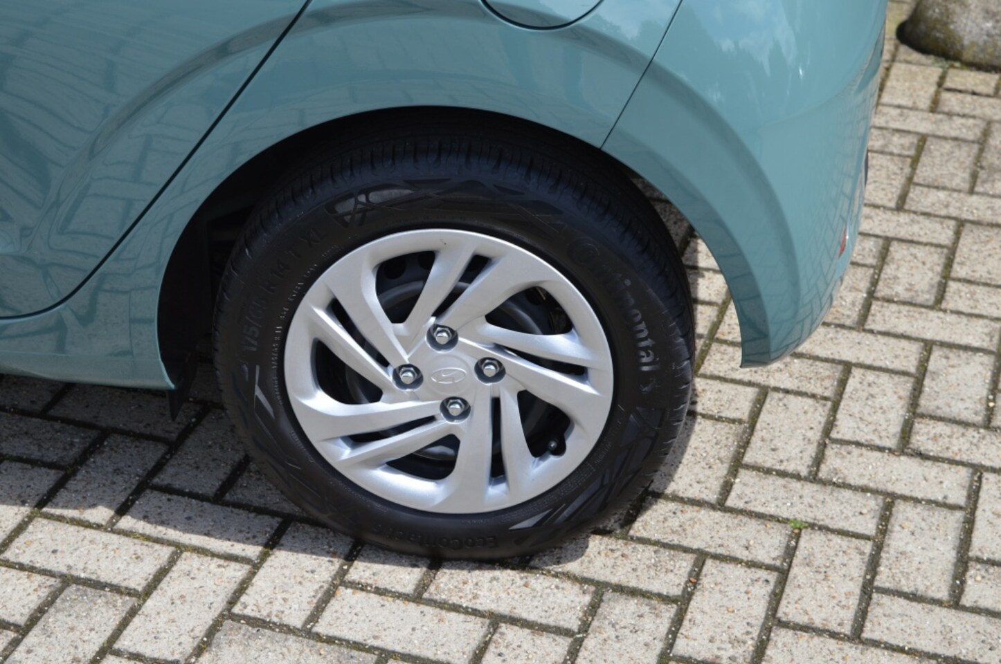 Hyundai i10 - 1.0 Comfort Navi Cruise Camera PDC NL-auto