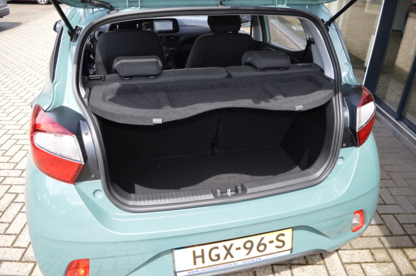 Hyundai i10 - 1.0 Comfort Navi Cruise Camera PDC NL-auto