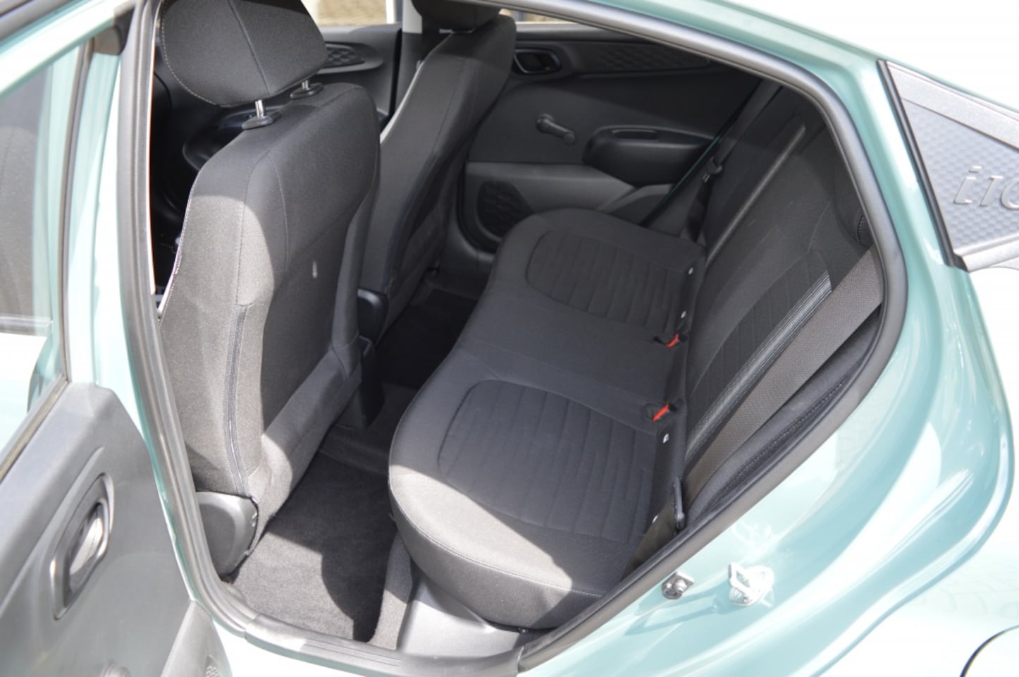 Hyundai i10 - 1.0 Comfort Navi Cruise Camera PDC NL-auto