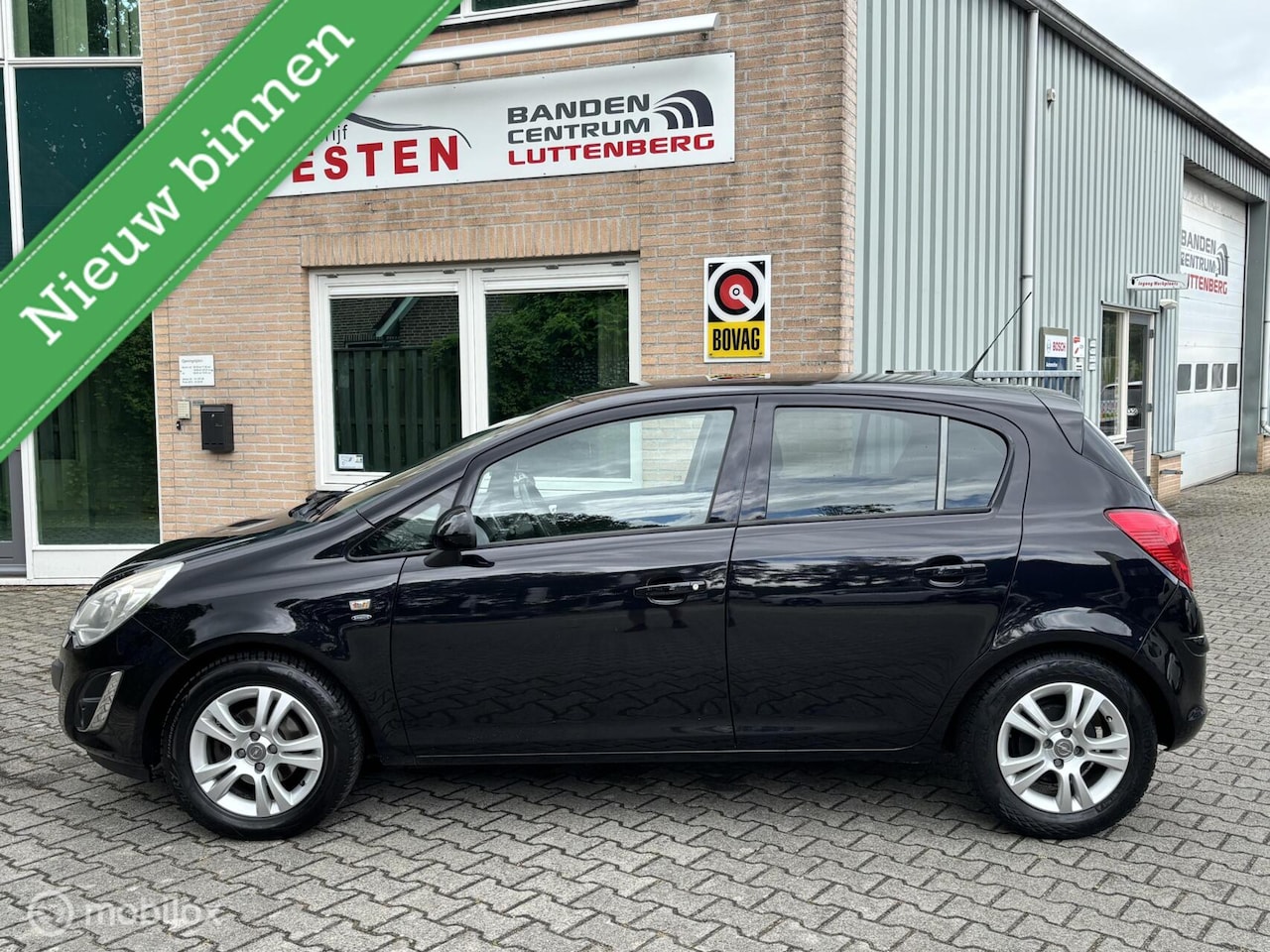 Opel Corsa - 1.2 EcoFlex Selection / Garantie ! - AutoWereld.nl