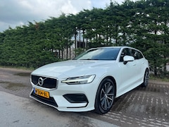 Volvo V60 - 2.0 B3 Momentum Business