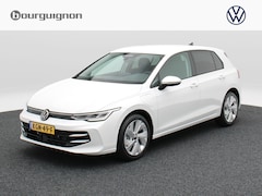 Volkswagen Golf - 1.5 eHybrid Life Edition | Trekhaak | Camera | Stoel & Stuurverwarming | Adaptieve Cruise