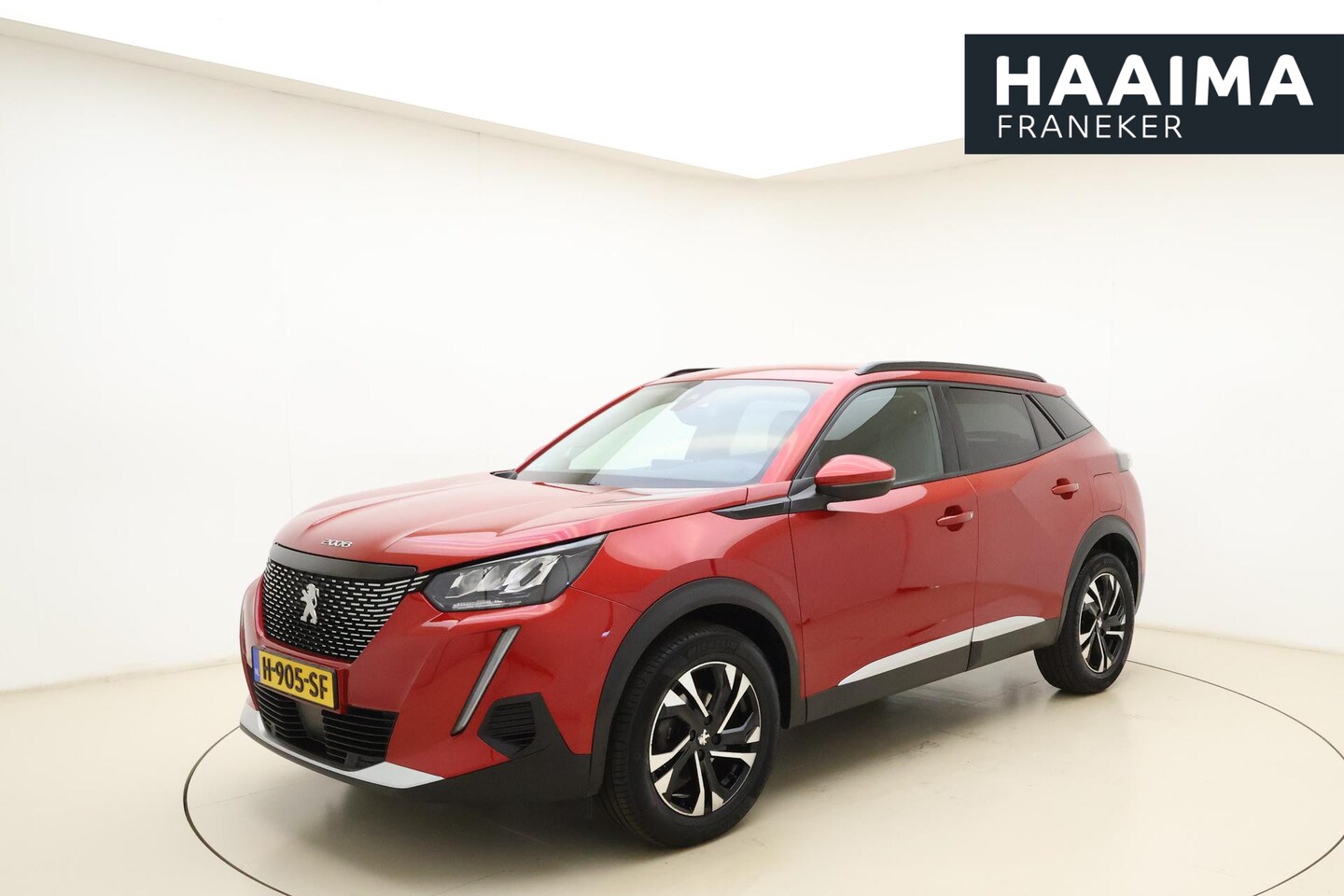 Peugeot 2008 - 1.2 PureTech Allure 130pk | Automaat | Navigatie | Camera | Trekhaak | Climate Control | C - AutoWereld.nl