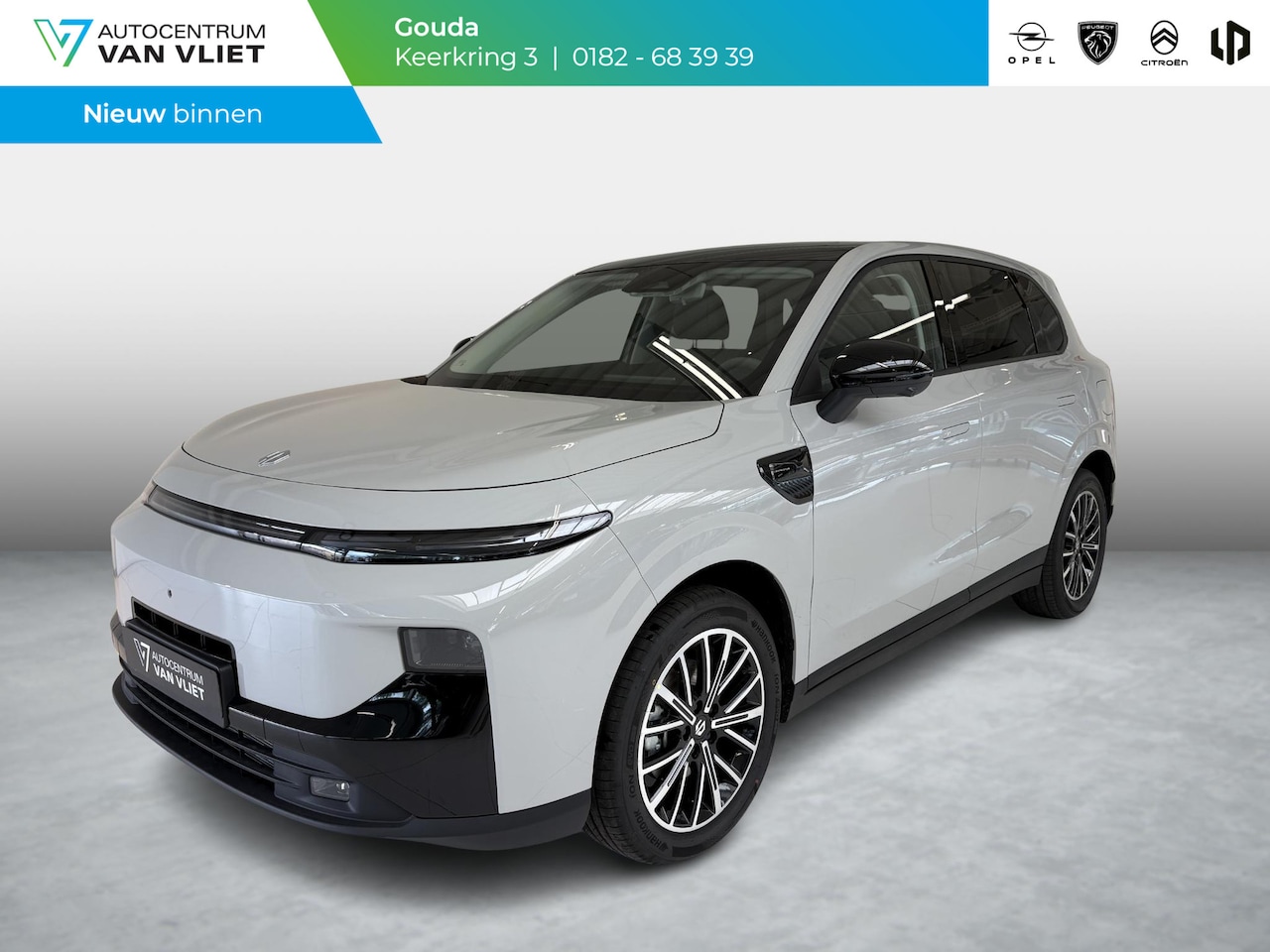 Leapmotor B10 - Design Hybrid EV 18.8 kWh | Voorraad | Carplay | Panoramadak - AutoWereld.nl