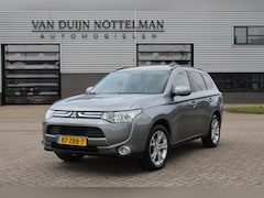Mitsubishi Outlander - 2.0 Instyle / Keyless / Leer / 7 Persoons / Automaat / N.A.P