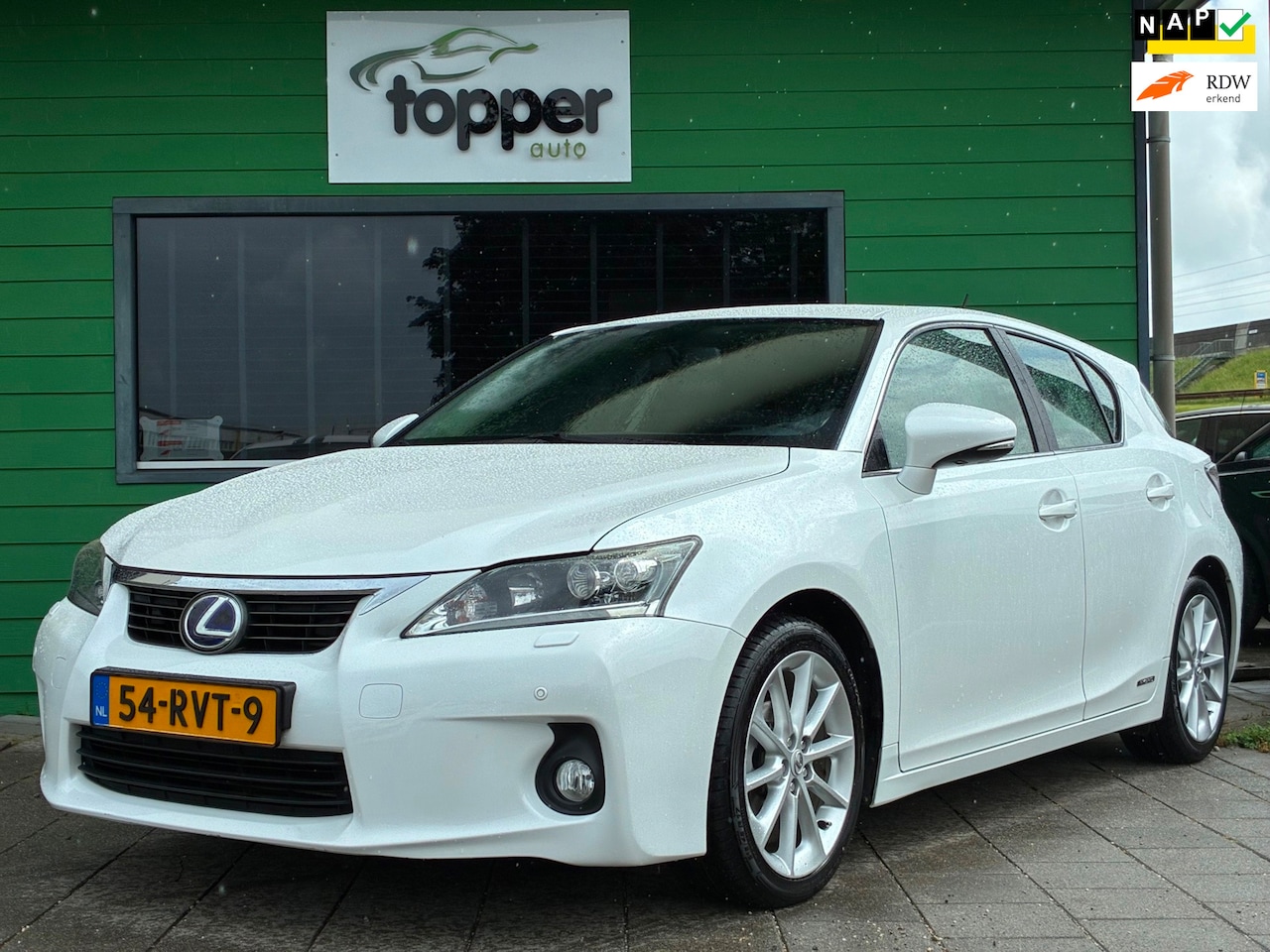 Lexus CT 200h - Hybrid|2e Eigenaar|Navigatie|CruiseControl|Camera|Trekhaak - AutoWereld.nl