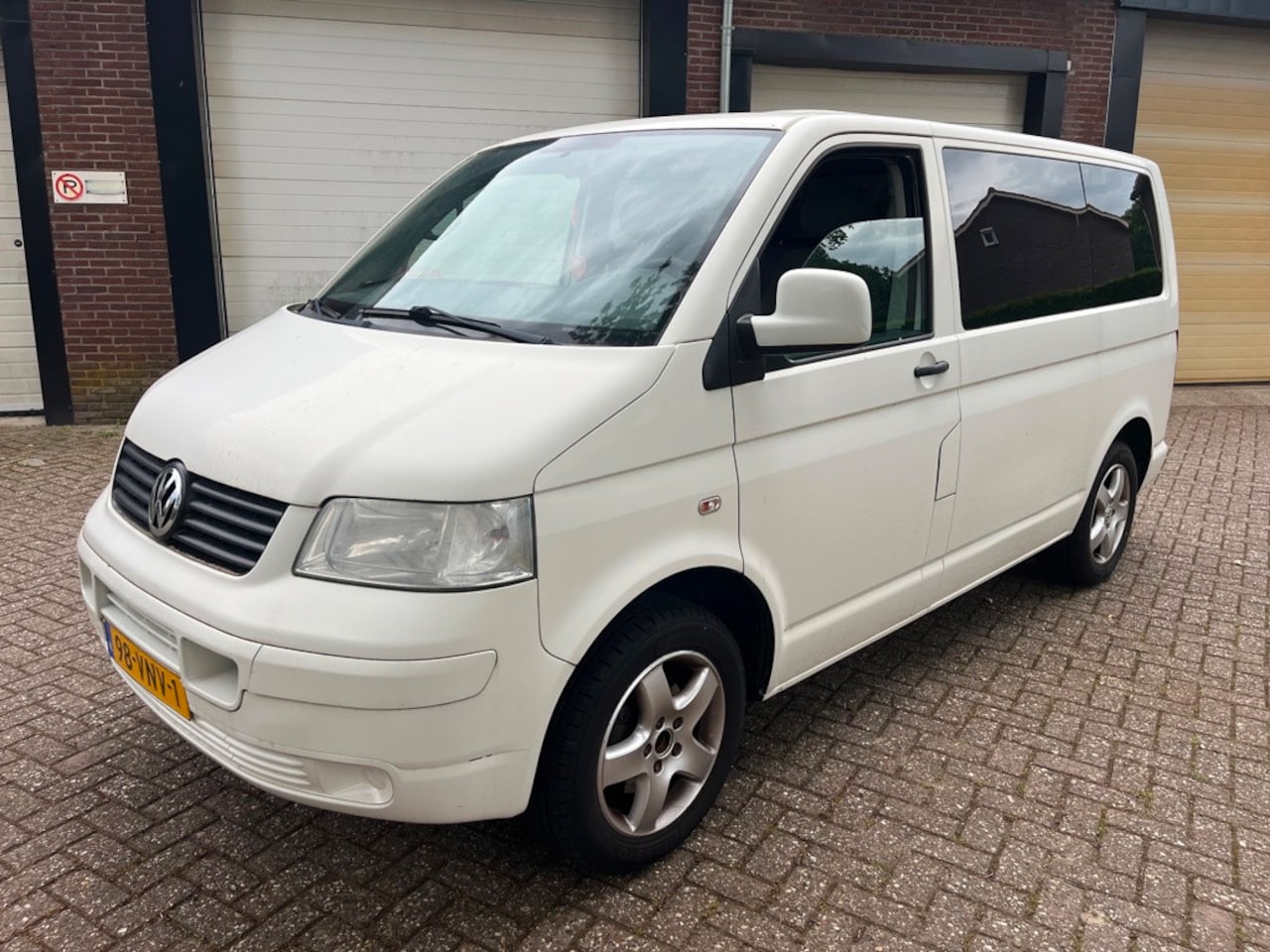 Volkswagen Transporter - 1.9 TDI 300 T800 Trendline DC 1.9 TDI 300 T800 Trendline DC AC / DubCab - AutoWereld.nl