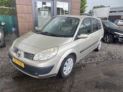 Renault Grand Scénic - 1.6-16V Bns L. 7p