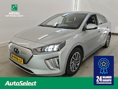 Hyundai IONIQ - EV 38 kWh 136pk Premium Sky | SOH 100% | Schuifdak | Leder | Stuur- en Stoelverwarming | C