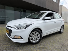 Hyundai i20 - 1.2 LP i-Drive Cool AIRCO BJ 1-2016 APK 1-2027