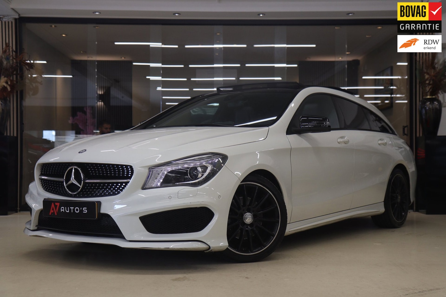 Mercedes-Benz CLA-klasse Shooting Brake - 200 AMG Pekket / PANO/STOELVER/SFEER/CAM/VOL - AutoWereld.nl