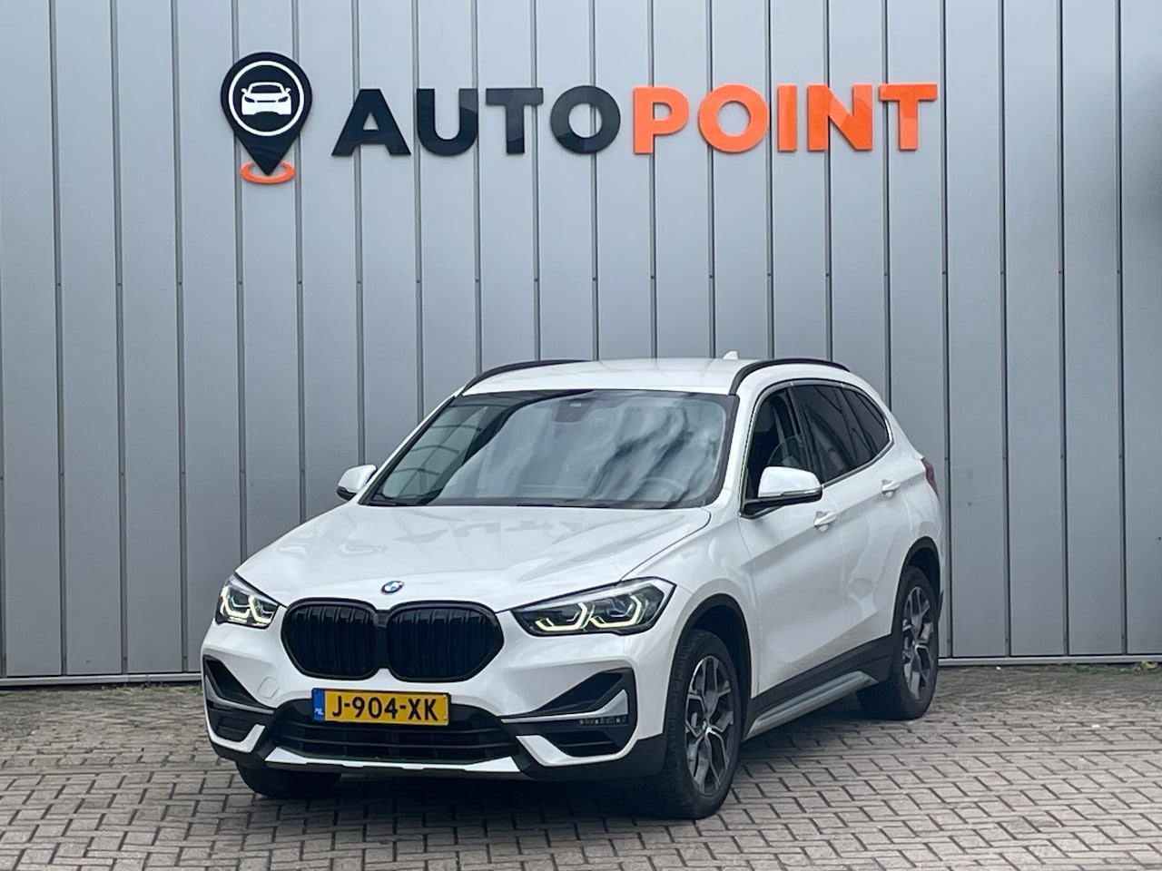 BMW X1 - SDrive18i Executive Edition AUTOMAAT 1E EIG ORG NL DEALEROND|HEADSUP|LED|CRUISE|DUALCLIMAT - AutoWereld.nl