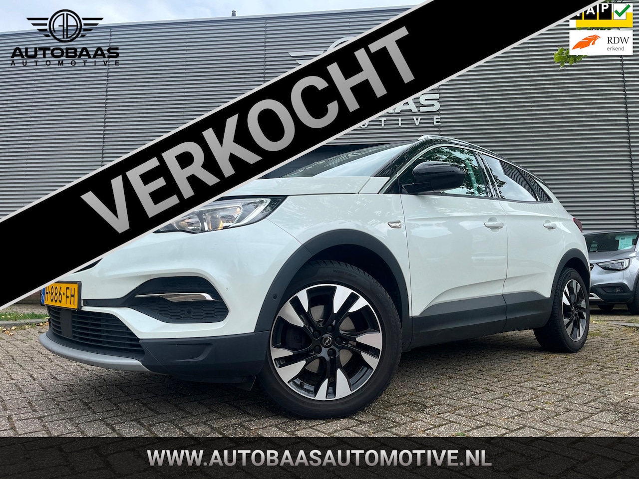 Opel Grandland X - 1.2 Turbo Executive AUTOMAAT+NL-AUTO+1EIG+NW DISTRIBUTIE+NAVI+LEDER+STOELVERWARMING+APPLE - AutoWereld.nl