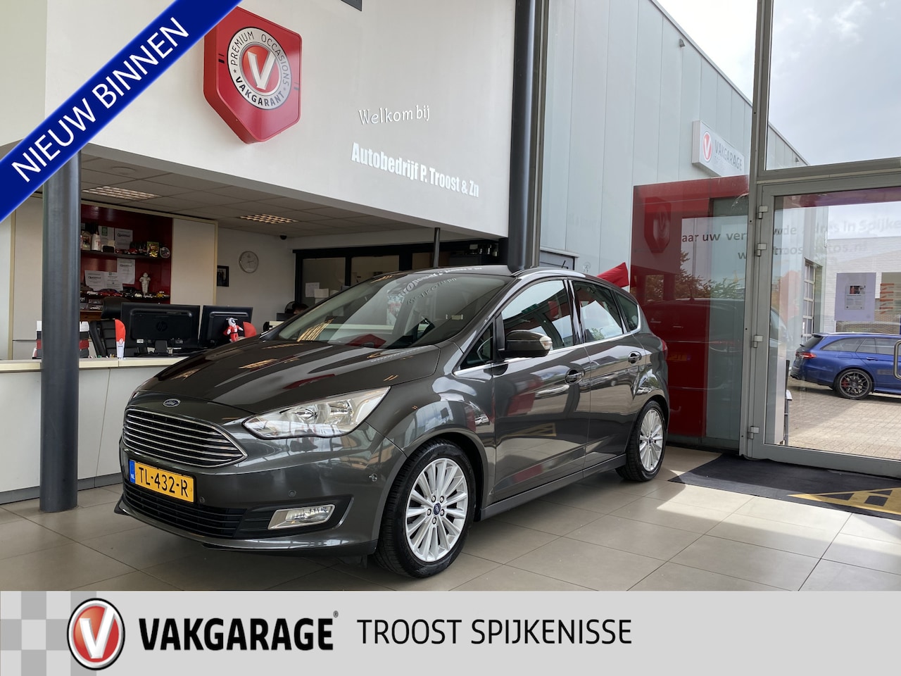 Ford C-Max - 1.0 Titanium 1.0 Titanium,Nieuwstaat,Unieke Kilometerstand,100% Onderhouden,Navigatie,Achteruitrijcamer - AutoWereld.nl