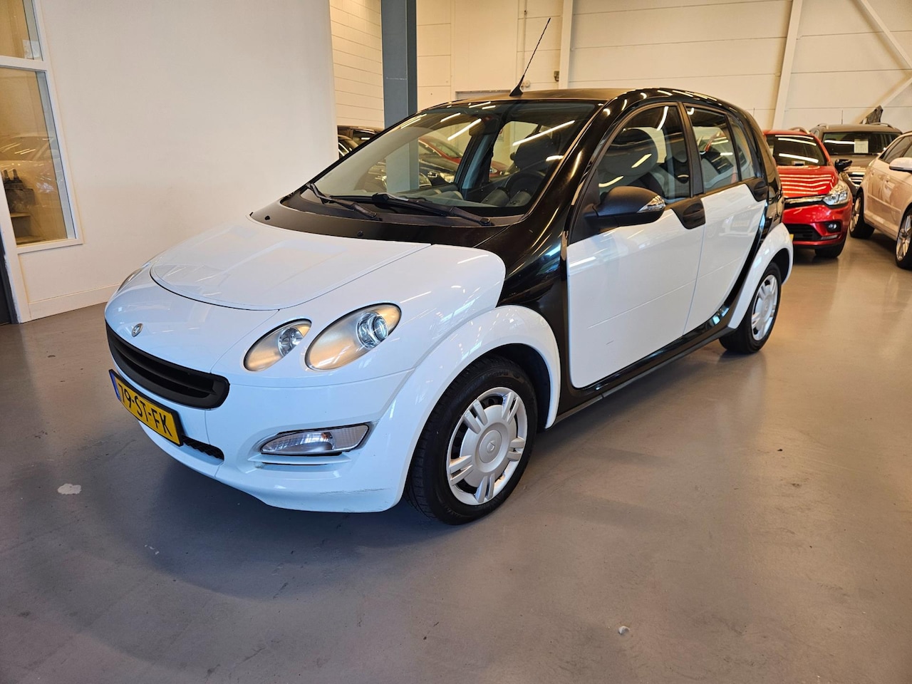 Smart Forfour - 1.0 Spring Edition III | 5 - deurs | Nieuwe APK - AutoWereld.nl