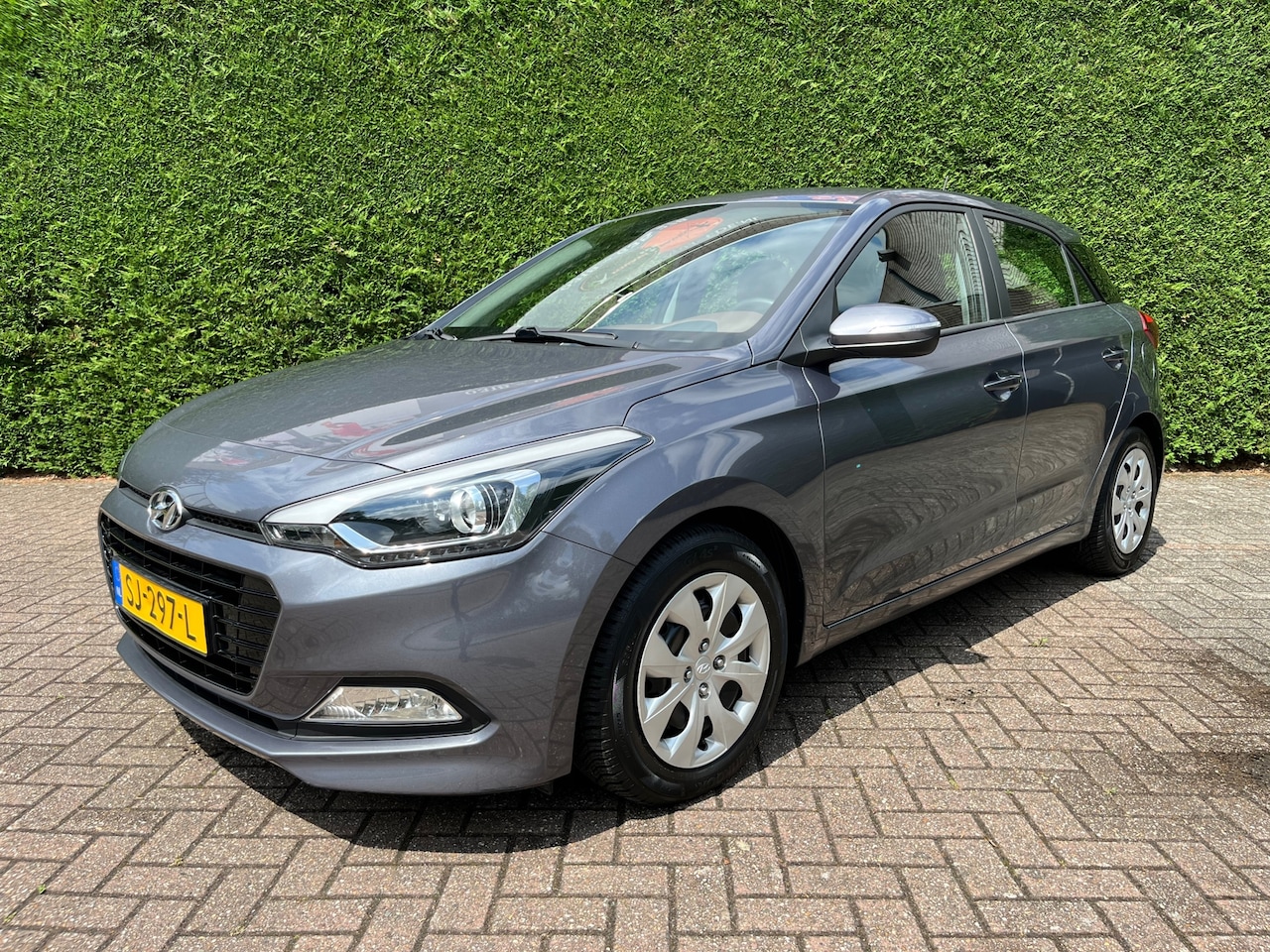 Hyundai i20 - 1.0 T-GDI, Trekhaak, Navigatie, Camera, PDC, Cruise, Eerste eigenaar! - AutoWereld.nl