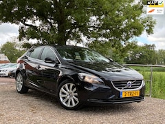 Volvo V40 - 1.6 T2 Momentum | Navi + Clima + Cruise nu €7.975,