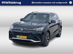 Volkswagen Tiguan - 1.5 eHybrid 204PK DSG R-Line Edition / Resterende Fabrieksgarantie tot 29-12 2029 / Trekha