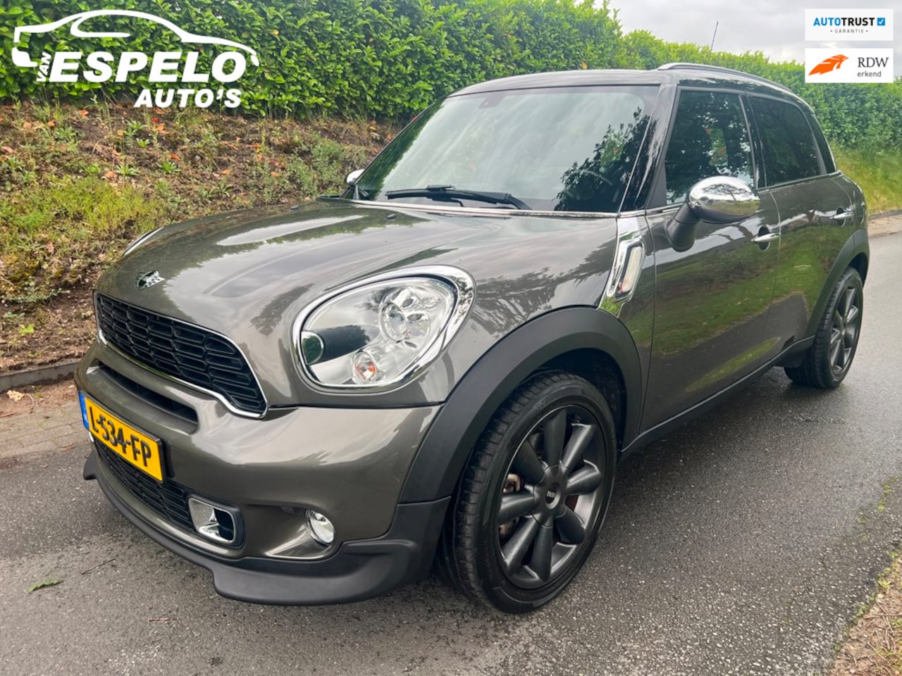 MINI Countryman - 1.6 Cooper S ALL4 Chili AUTOMAAT/FLIPPERS met onderhoud en oa: Dubbele schuifdak, Navi, Te - AutoWereld.nl